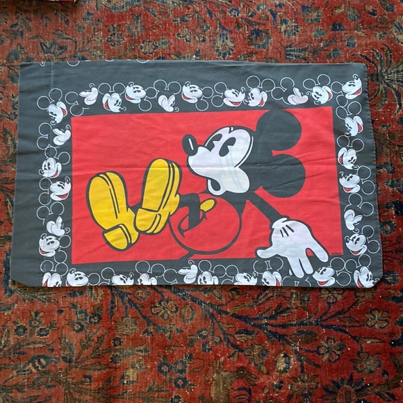 Vintage Disney Mickey Mouse sheet set - Picture 3 of 16